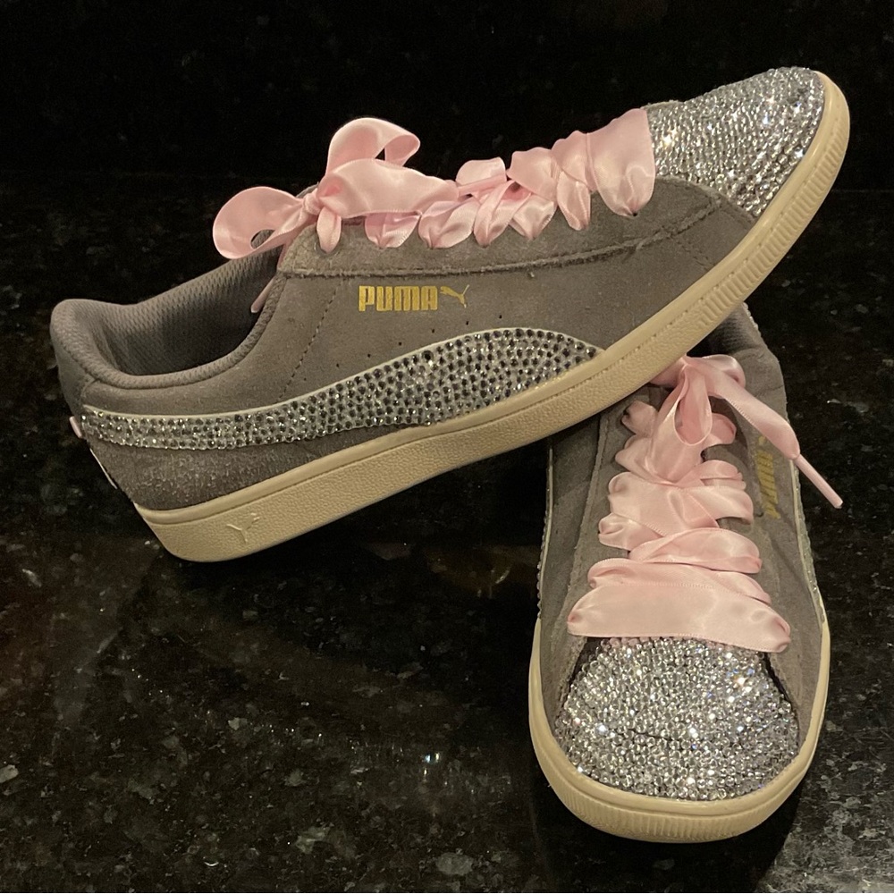 PUMA Classic Suede Trainers women’s Size 9 & SWAVORSKI stones, Pink satin laces - Picture 4 of 8